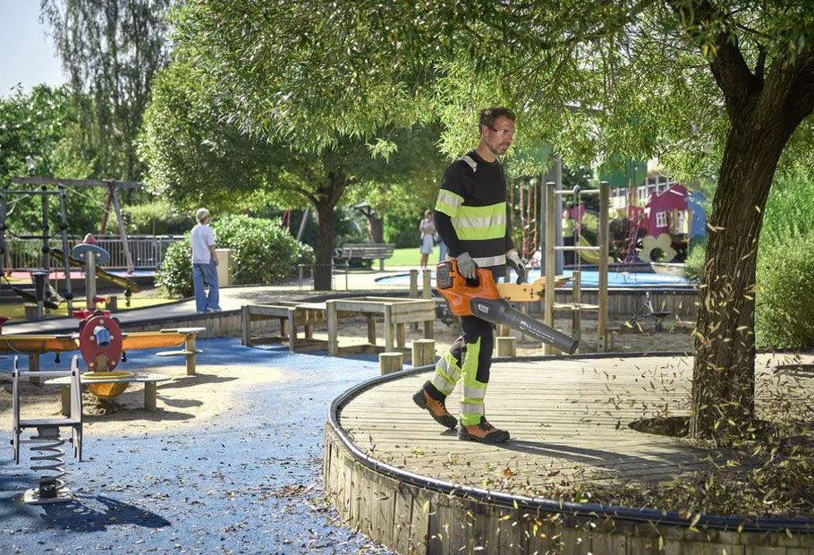 HUSQVARNA AKKU BLÄSER  530IB