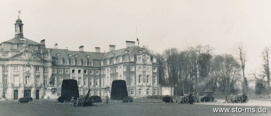 Militärische Vorführung um 1935
