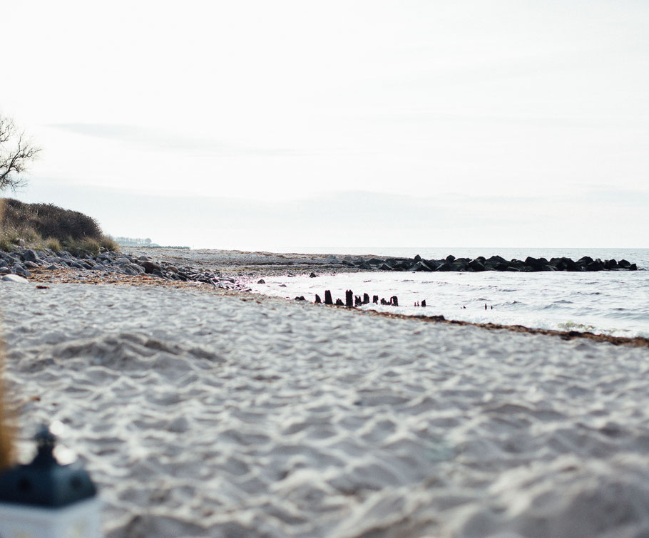 Fehmarn, Strandhochzeit, Larimeloom, Nicole Eitel, LaChia, TreeLovers, Teramico, BeateLauricella, SabineLange, Brautstraußatelier, MGFashion, StrandhausFehmarn, CarolinGhodoussi, Hochzeit, Hochzeitsfotografie 8