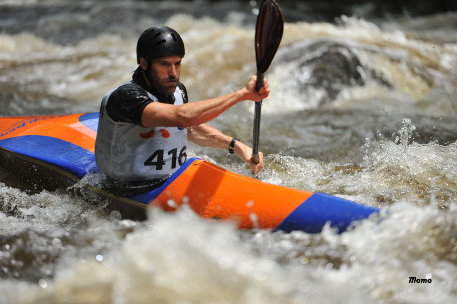 Hans Holleville, Vézère (photo Momo) - Au Bout des Pieds