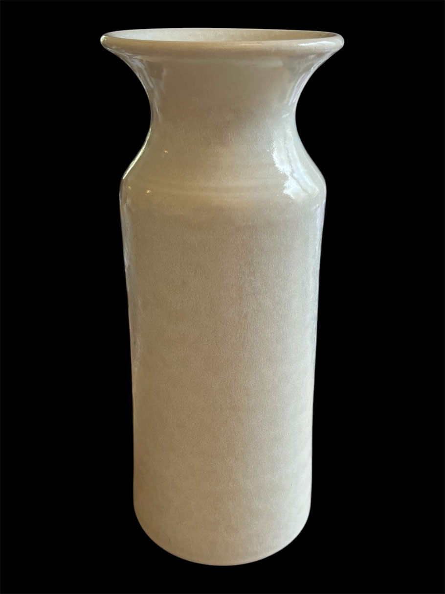Vase von Landert Keramik Embrach, Foto: Manuel Schmid, 2026