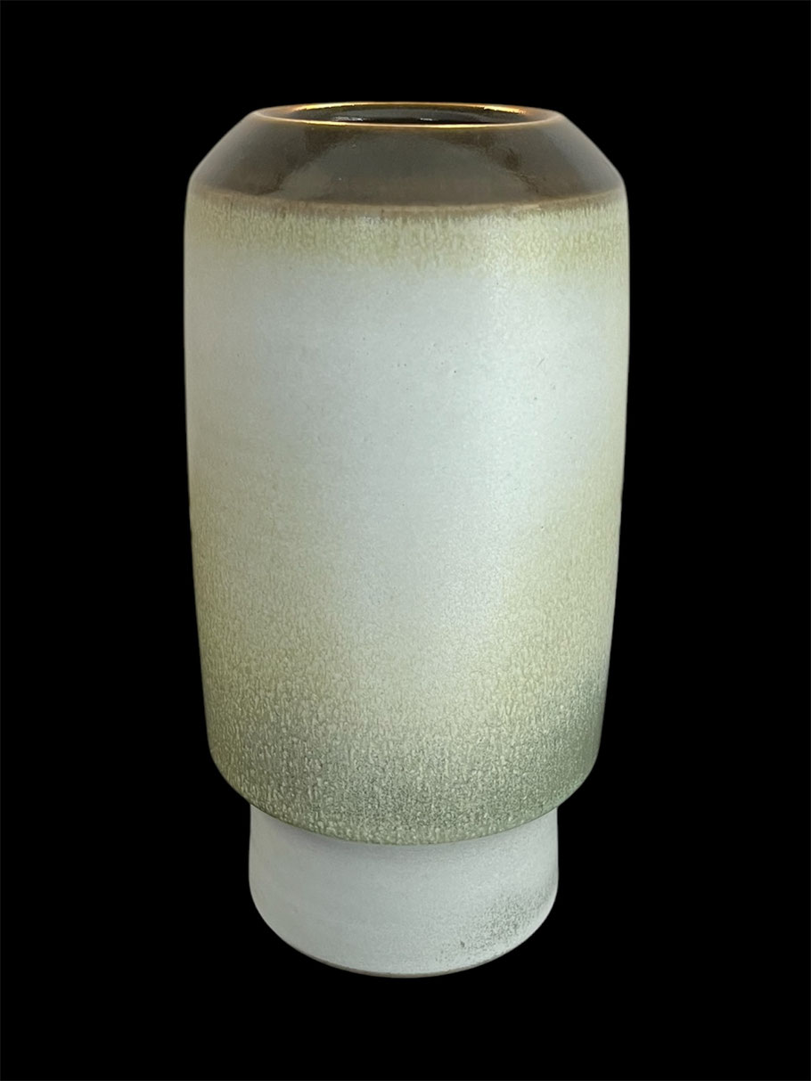 Keramik-Vase von Elisabeth Hugentobler, Foto: Manuel Schmid, 2025