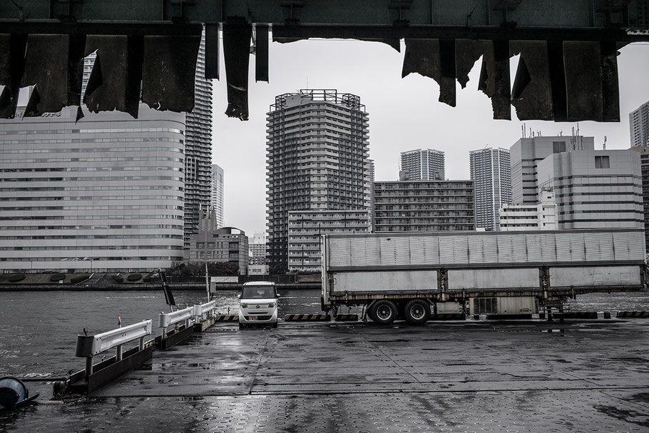 Tsukiji Fish-Market am Sumida River in Tokyo, Japan als Farbphoto