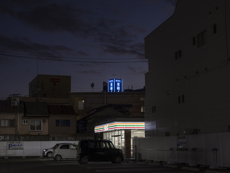 7 Eleven in Tottori als Farb-Photographie, Japan