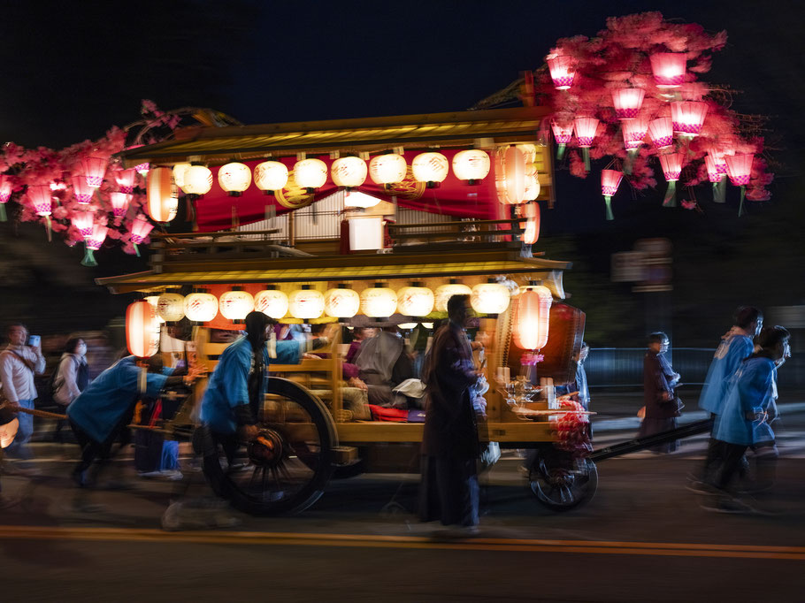 Yayoi-Festival in Nikko als Farb-Photographie, Japan