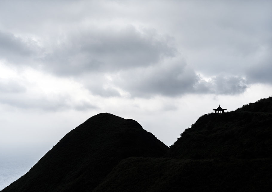 Teapot Mountain nahe Jioufen, Taiwan, als Farbphoto