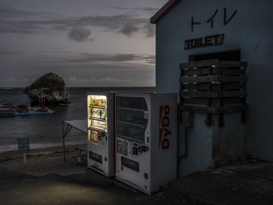 Okinawa Mibaru Beach als Farb-Photographie, Japan