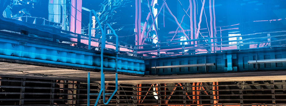 Zeche Zollverein in Essen als Farbphoto im Panorama-Format 