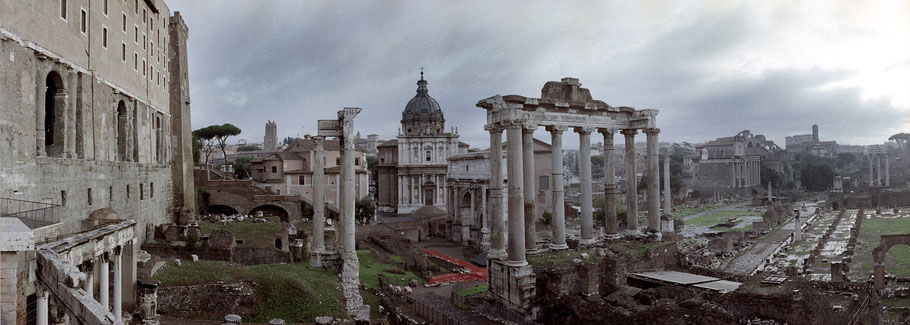 Farbphoto vom Forum Romanum in Rom im Panorama-Format