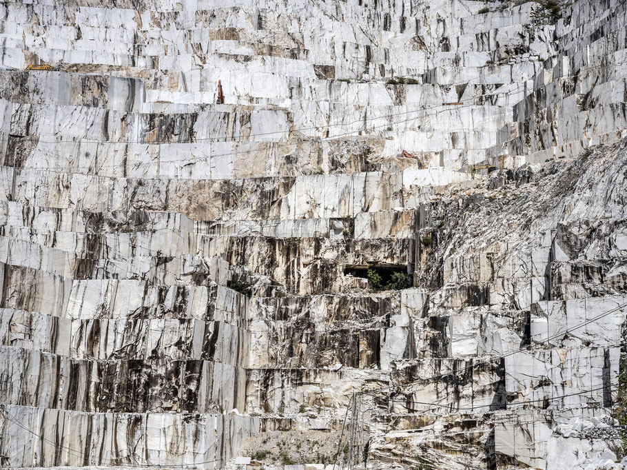 Abbau des Carrara Marmors als Farbphoto