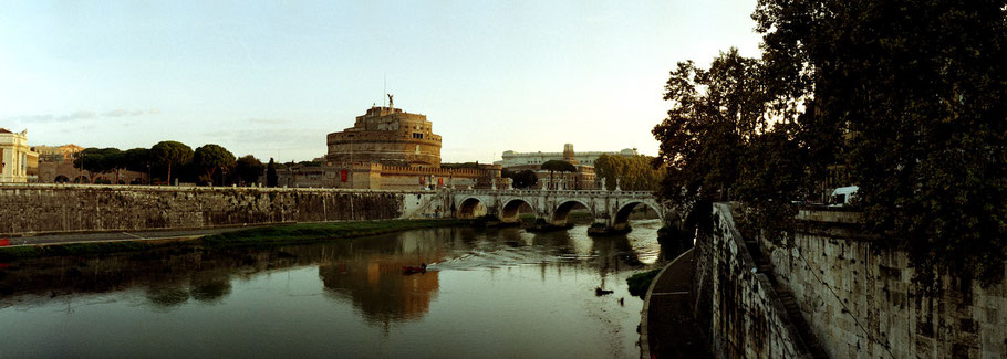 Farbphoto vom Castel Sant`Angelo in Rom im Panorama-Format