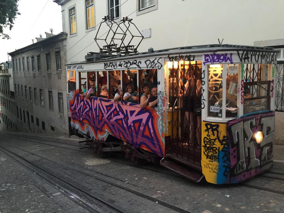 backpacking-lissabon-Ascensor-de-bica-strassenbahn-highlight