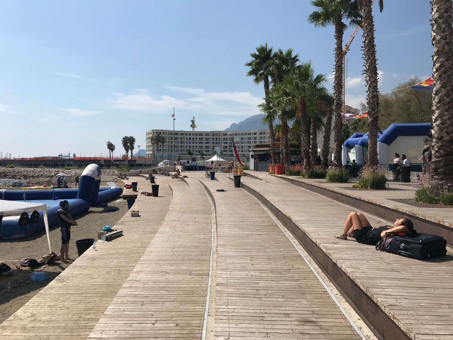 backpacking_salerno_trieste_promenade