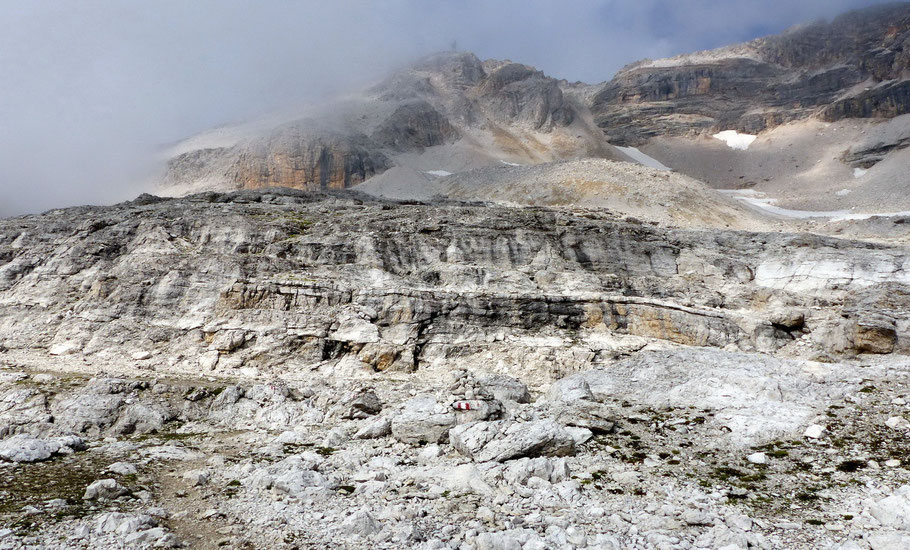 Nordflanke und Gipfel des Piz Boè, 3152 M