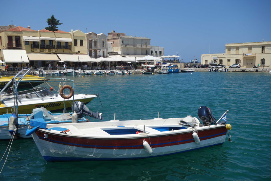 Réthymnon : le petit port vénitien et la Capitainerie