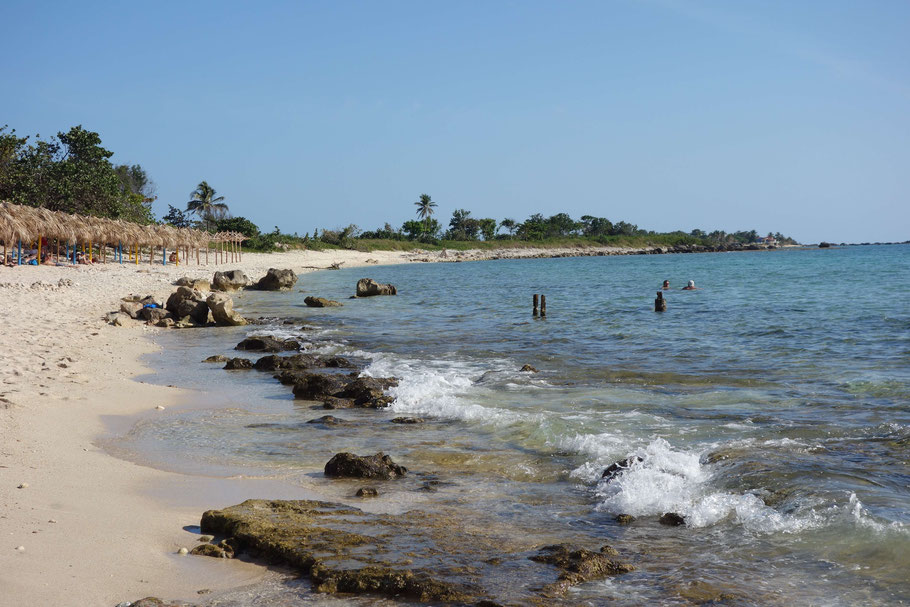 Trinidad : Playa Caribe, sur la presqu'île d'Ancón