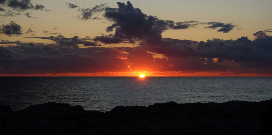 Malte : coucher du soleil à Ghar Lapsi, non loin des falaises de Dingli 