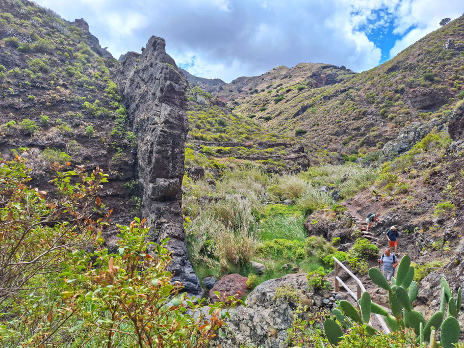 Canaries, Tenerife : chemin de randonnée Afur-Playa Tamadiste