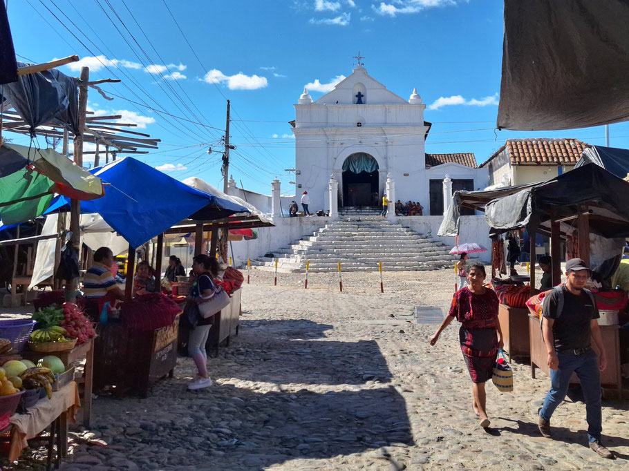 Guatemala, Chichicastenango : chapelle du Calvaire