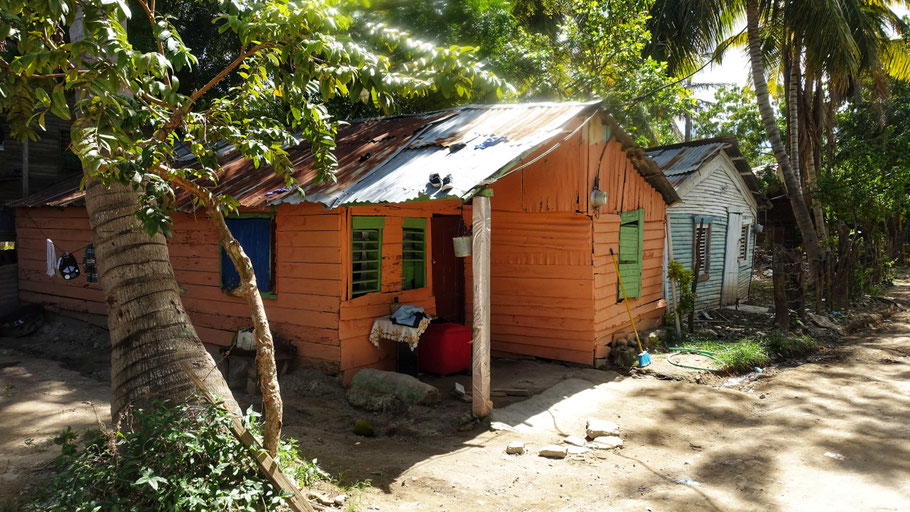 République Dominicaine, les cabanes colorées dePunta Rucia 