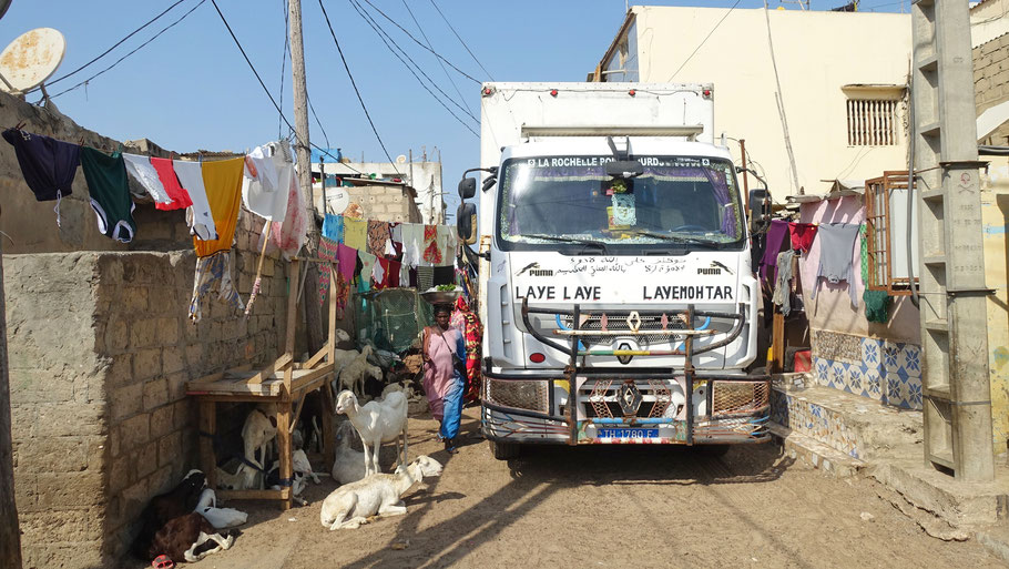 Sénégal, Saint-Louis : rue Mambaye Fara Birame (ou GND-32) côté mer à Guet N'Dar