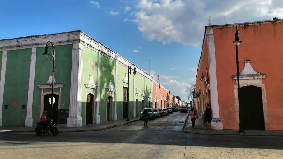 Maxique, Yucatan : Valladolid, rue du centre historique