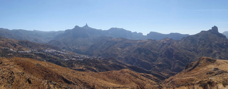 Grande Canarie : vue sur le Roque Nublo et le Roque Bentayga