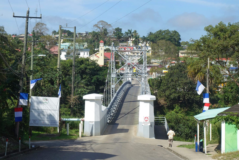Belize, San Ignacio : Hawkesworth Bridge