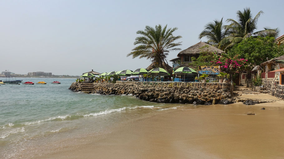 Sénégal, île de Ngor : bar-restaurant l'Oasis de la Petite Plage