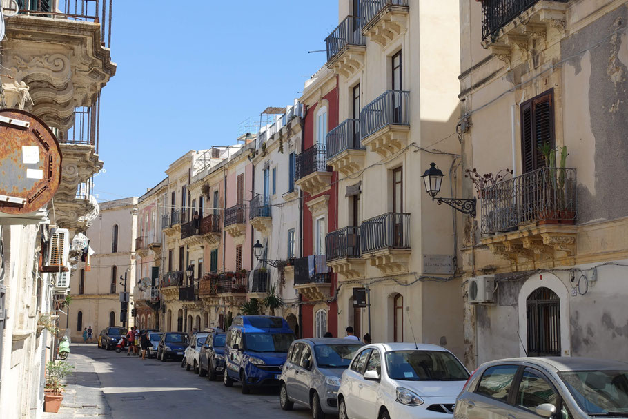 Sicile : rue à Syracuse