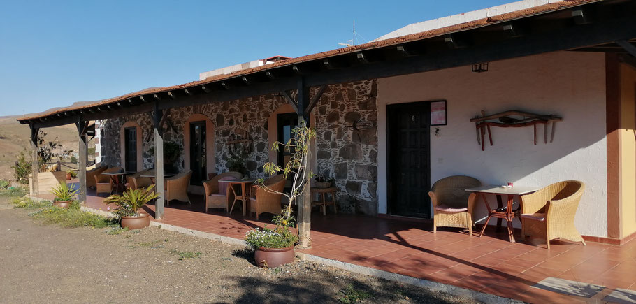Fuerteventua : la belle terrasse de l'Hostal Rural Huerto Viejo à Tesejerague