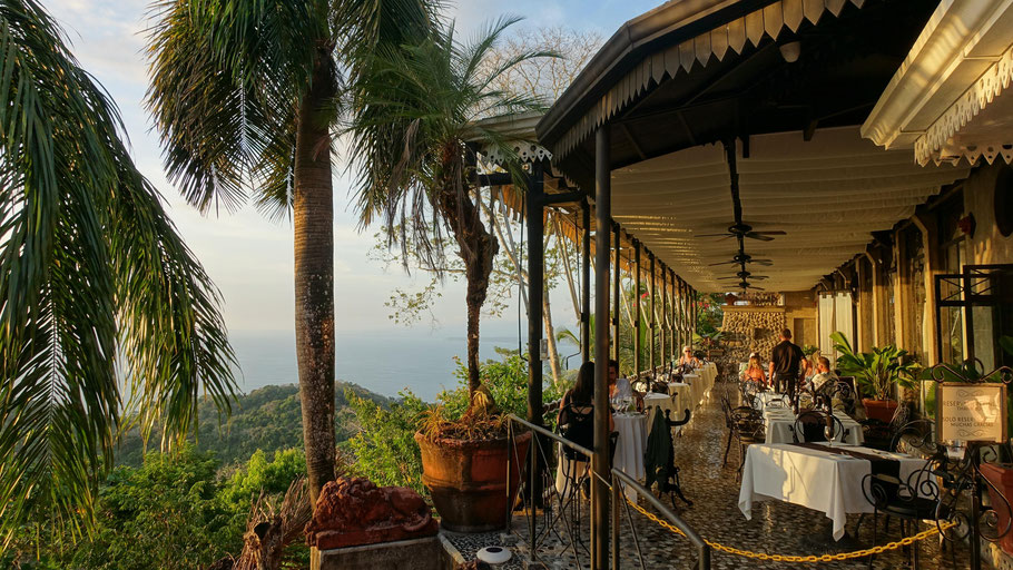 Costa Rica : terrasse du restaurant de l'hôtel Villa Caletas