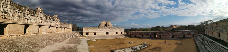Mexique, Yucatan : Uxmal, Palais du Gouverneur