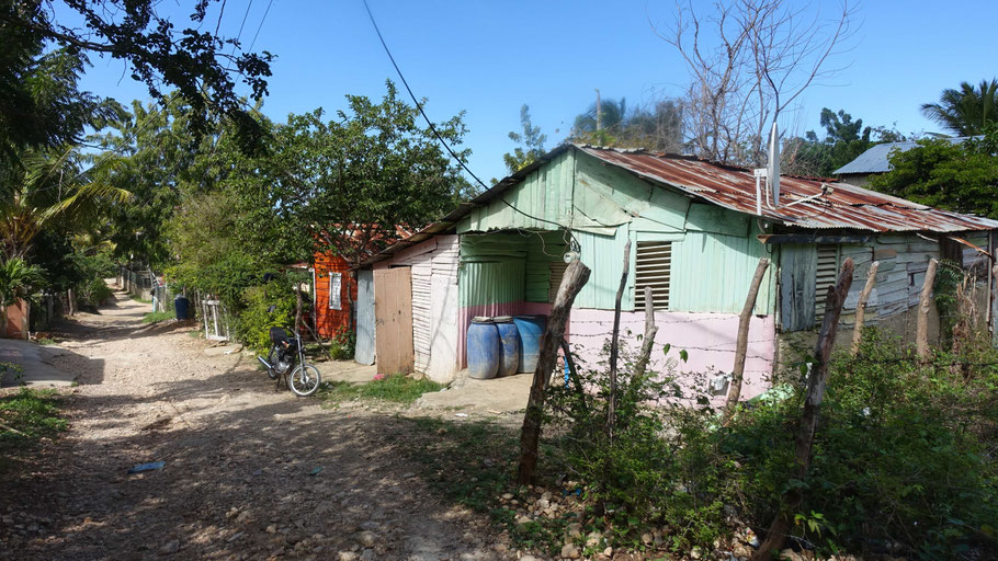 République Dominicaine, cabanes à Punta Rucia 
