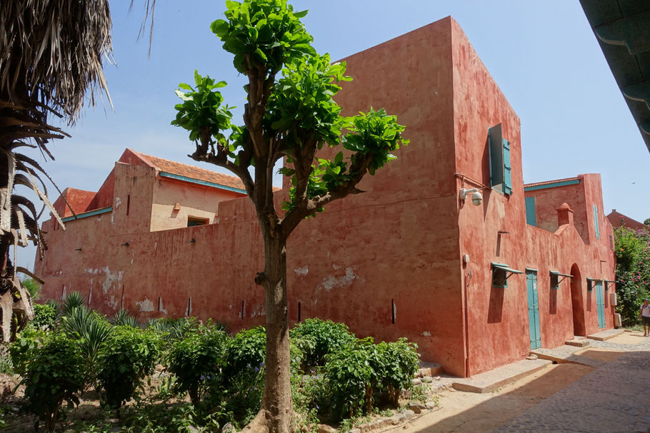 Sénégal, Gorée : la Maison des Esclaves,maison rouge ocre construite autour de 1780 rue Saint-Germain