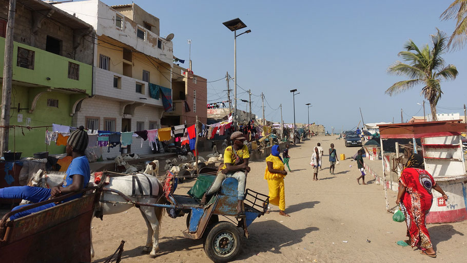 Sénégal, Saint-Louis : entre N'Dar Tout et Guet N'Dar, face au pont Moustapha Malick Gaye