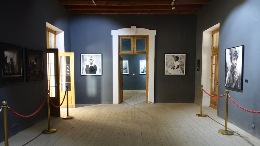 Sénégal, salle du MUPHO, le Musée de la Photographie de Saint-Louis