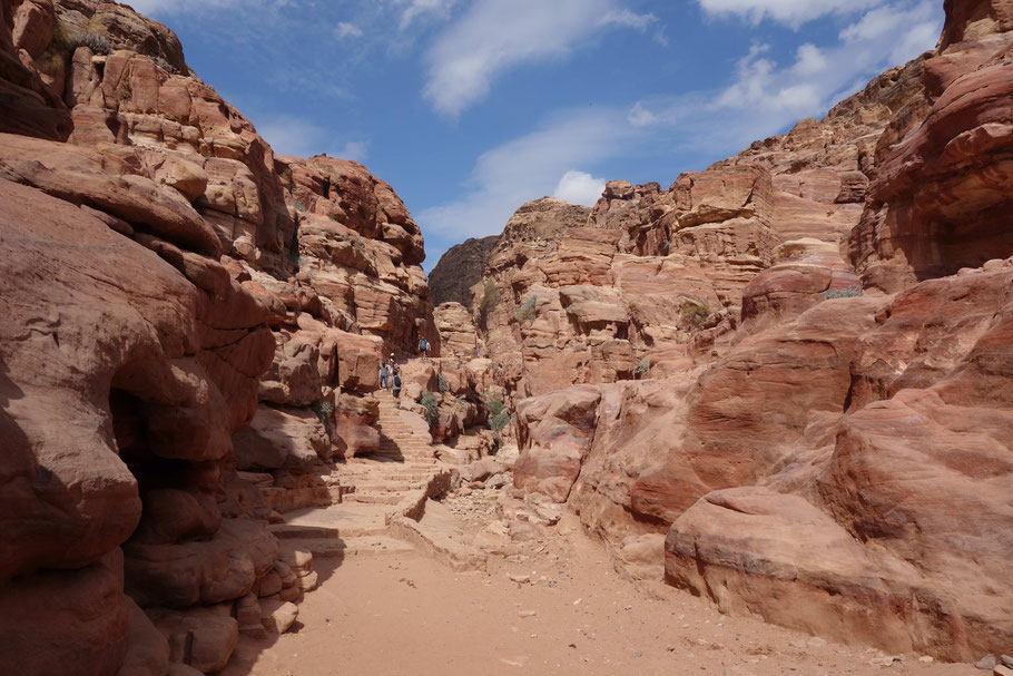 Jordanie, Petra : montée vers le monastère Ed Deir