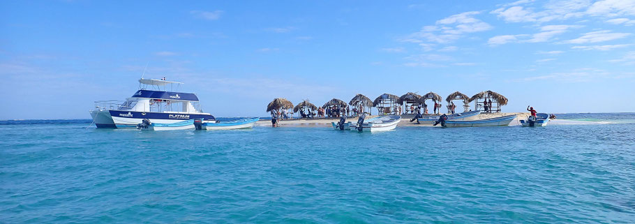 République Dominicaine, Cayo Arena : en fin de matinée, il y a un peu plus de bateaux