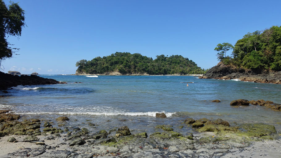 Costa Rica, parc Manuel Antonio : Playa Gemelas, un peu plus rocheuse et un peu moins fréquentée que les autres