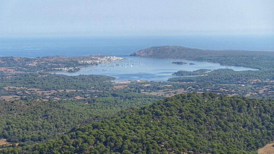 Minorque : panorama sur Fornells du mont El Toro