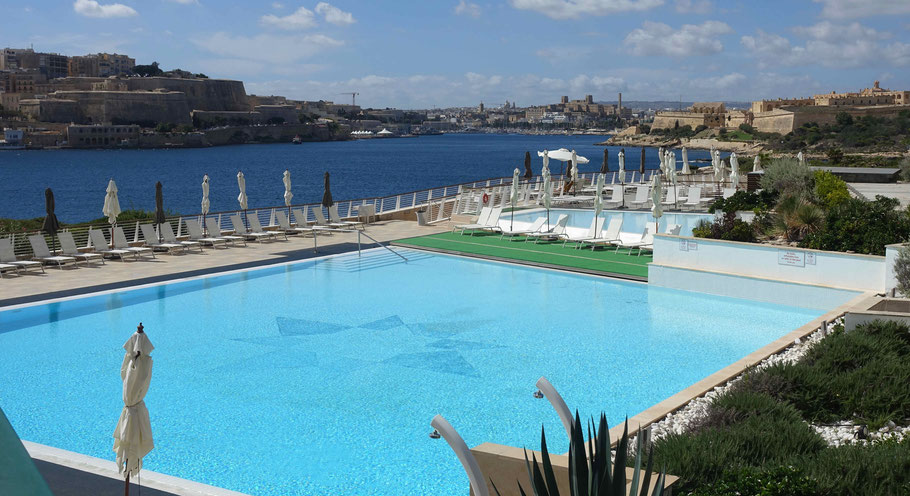 Malte, Sliema : piscine de Tigné Point
