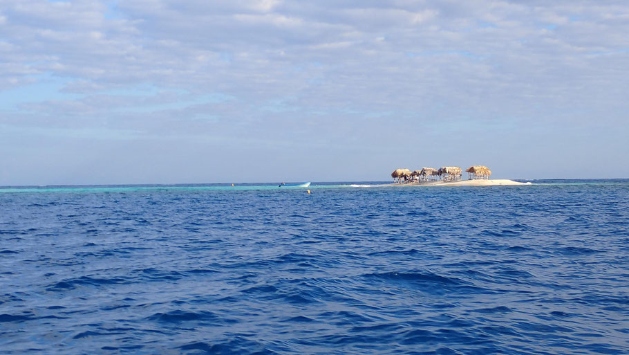 République Dominicaine : de Punta Rucia, il faut compter 20 à 30 mn de lancha pour atteindre le minuscule et paradisiaque Cayo Arena