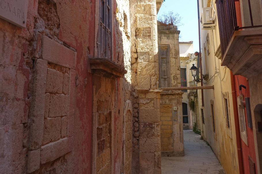 Sicile : venelle typique à Syracuse
