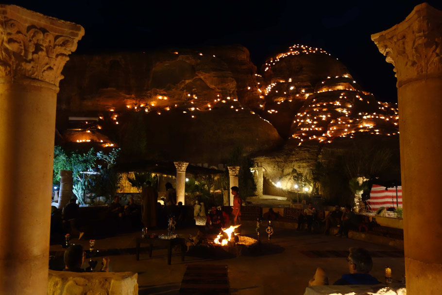 Jordanie, Little Petra : Seven Wonders Bedouin Camp de nuit