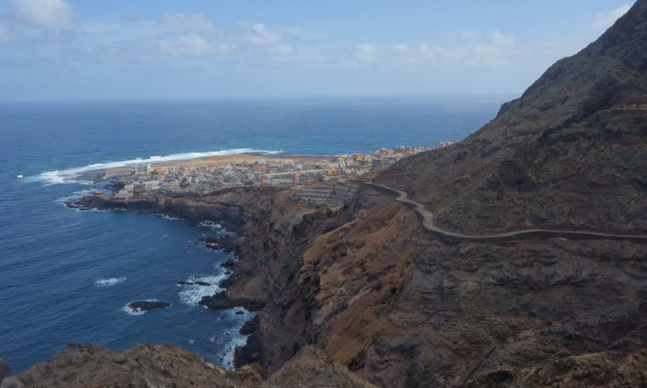 Cap-Vert, Santo Antão : Ponta do Sol, début de la randonnée vers Cruzinha