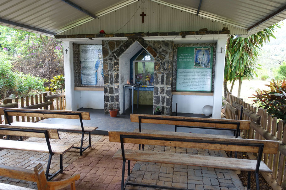 Ile Maurice : chapelle sur la route menant à Grande Rivière Sud-Est