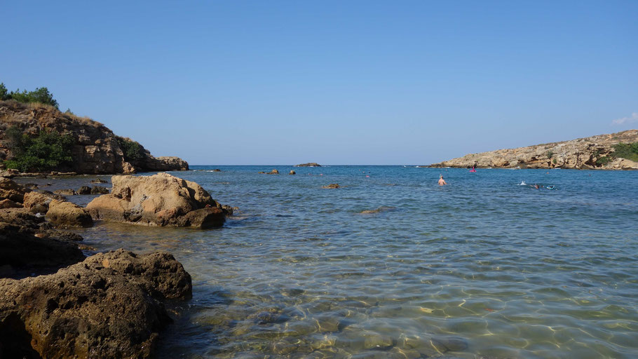 Crète : la jolie crique d'Agioi Apostoli près de La Canée