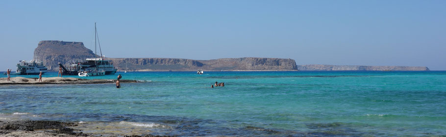 Crète, l'île de Gramvoussa vue du lagon de Balos