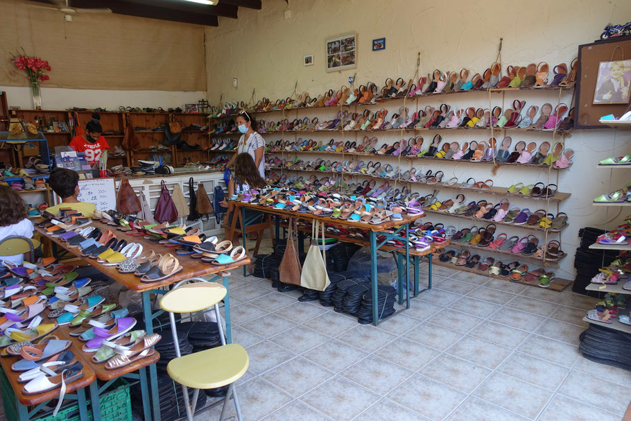 Atelier et magasin de sandales traditionnelles de Minorque, les avarcas